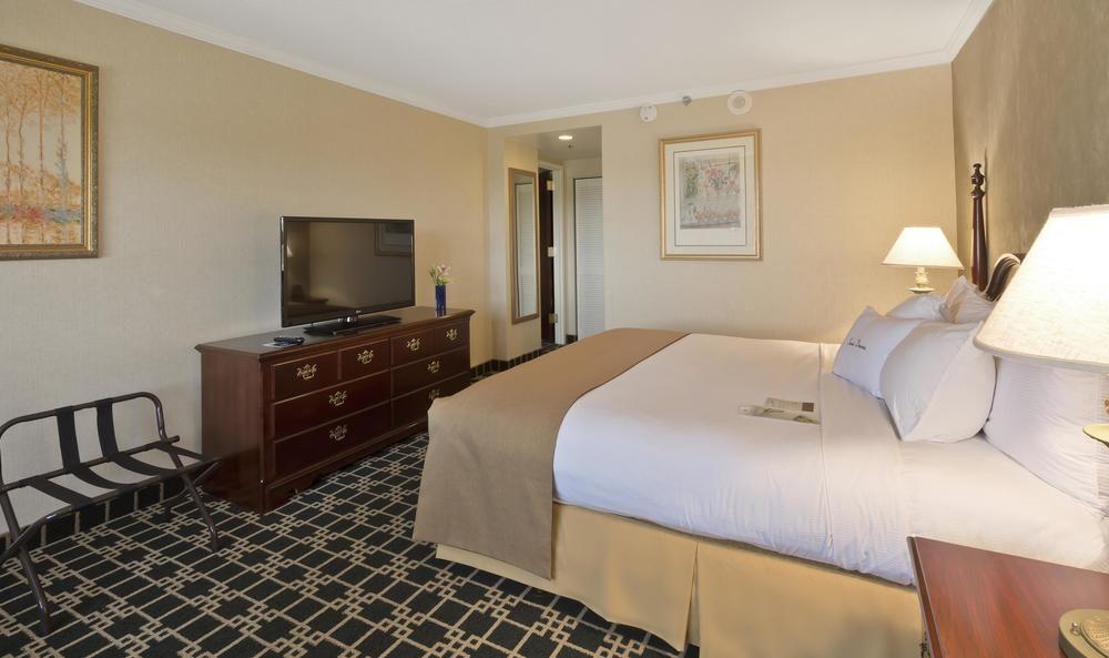 Doubletree By Hilton Fort Lee/George Washington Bridge Exteriör bild