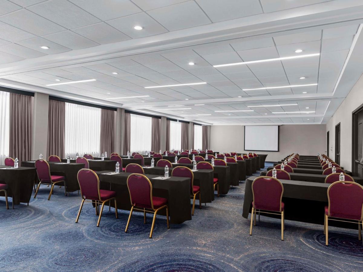 Doubletree By Hilton Fort Lee/George Washington Bridge Exteriör bild