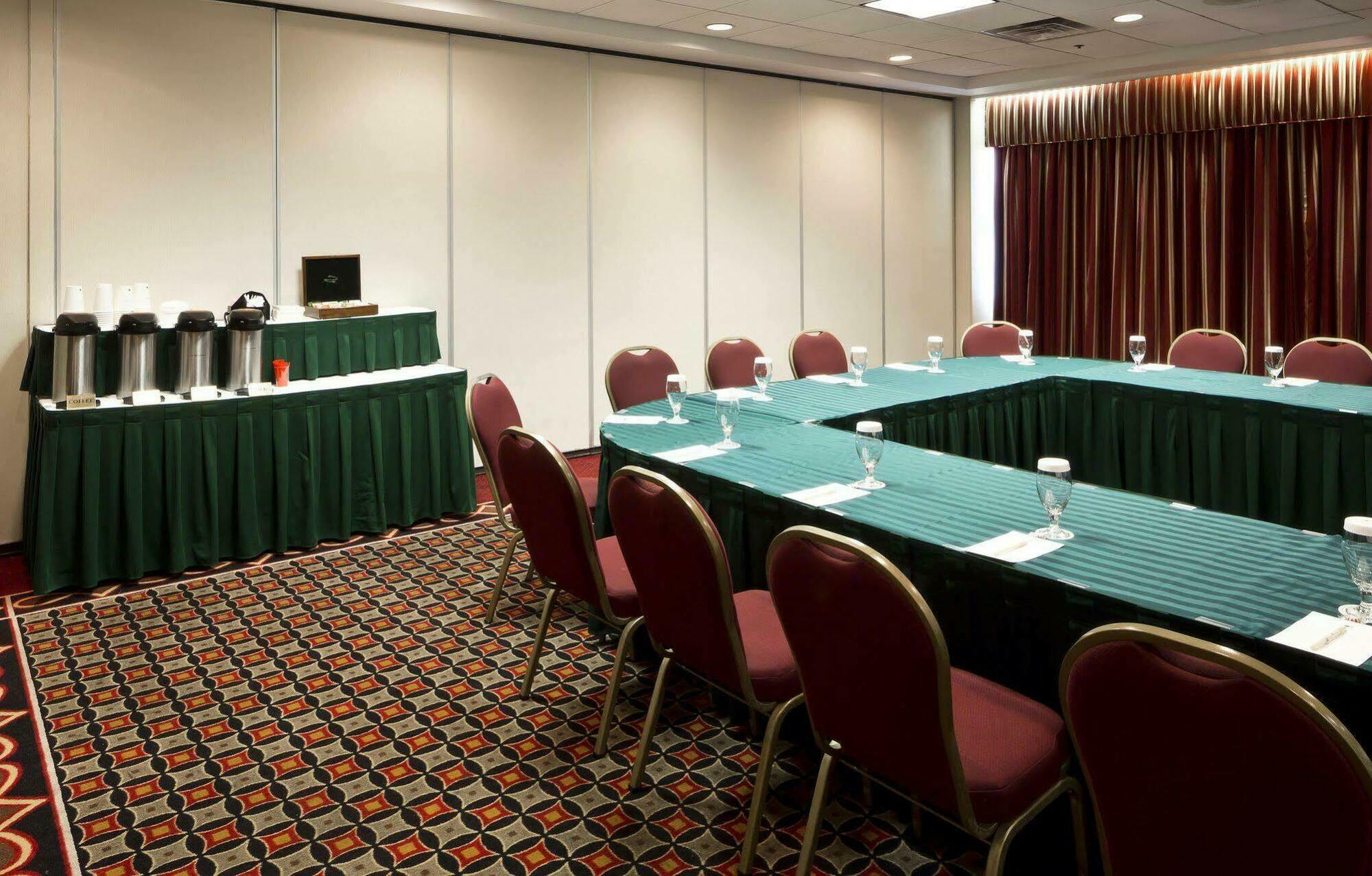 Doubletree By Hilton Fort Lee/George Washington Bridge Exteriör bild